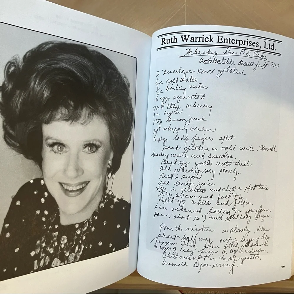 Soap's On Soap Opera Celebrity Chefs Cookbook Diedre Hall Vintage 1990